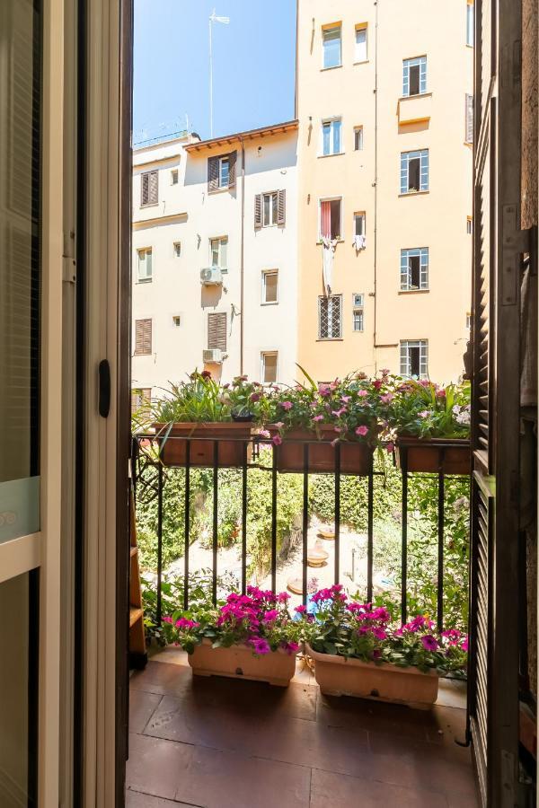 Monti Romantic Sunshine Maisonette Exterior photo